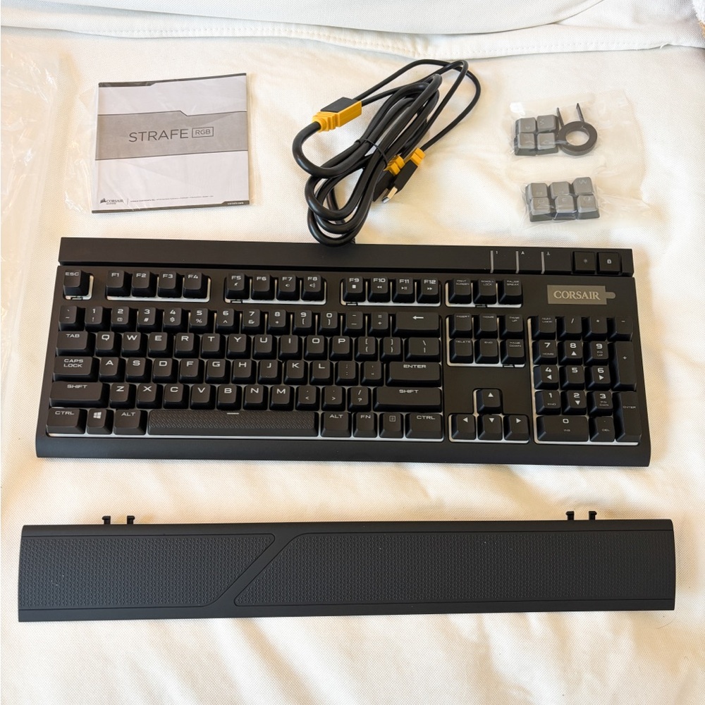 Corsair Black Mechanical Gaming Keyboard with Detachable Wrist Rest